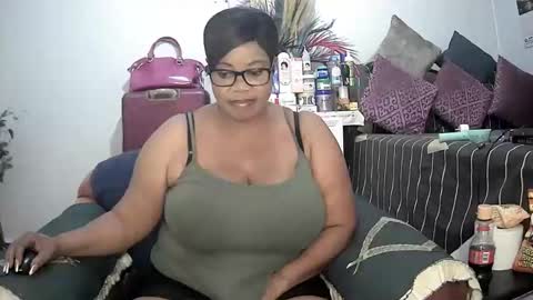 itumeleng74 online show from February 2, 2025, 10:24 am