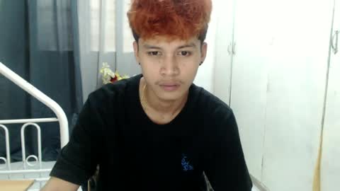 Snapshot of itzme_john chatting on June 17, 2026, 4:48 am itzme_john online show from June 17, 2026, 4:48 am