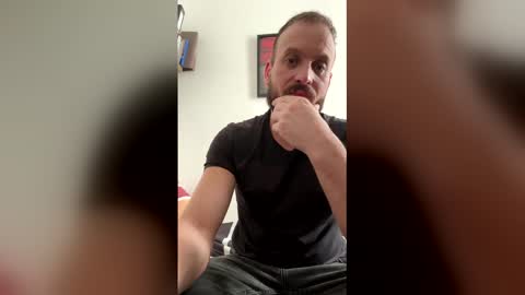 iuri1990 online show from March 9, 2026, 11:58 am