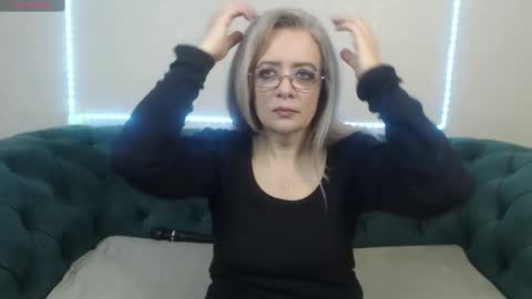 ivanacharm online show from February 11, 2025, 4:11 am