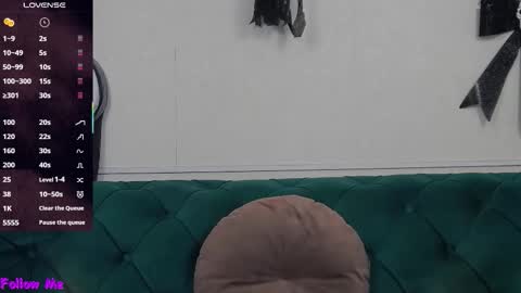 ivanacharm online show from November 2, 2025, 4:04 am