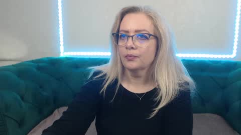 ivanacharm online show from May 12, 2026, 3:25 am