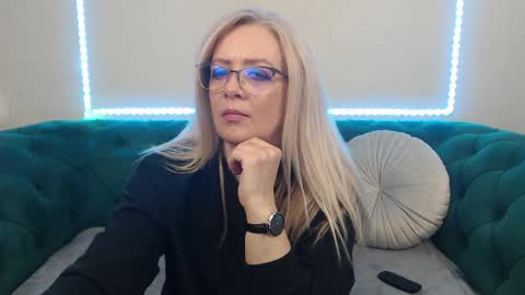 ivanacharm online show from May 15, 2026, 3:13 am