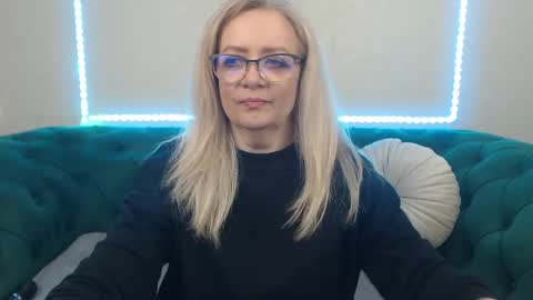 ivanacharm online show from May 19, 2026, 3:13 am