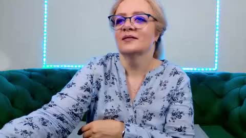 ivanacharm online show from July 26, 2026, 3:25 am