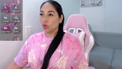 ivana online show from February 12, 2025, 5:47 am