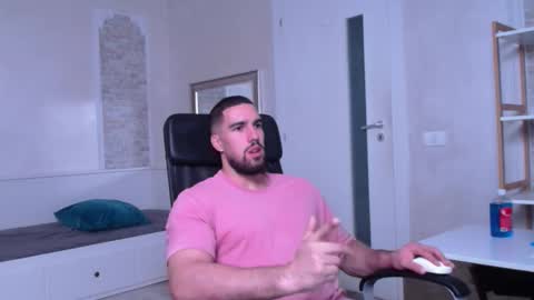 Snapshot of ivanhydee chatting on September 13, 2025, 4:34 am IvanHydee online show from September 13, 2025, 4:34 am