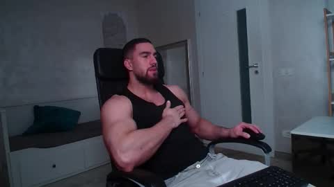 IvanHydee online show from January 10, 2026, 5:42 am