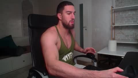 IvanHydee online show from January 19, 2026, 5:33 am