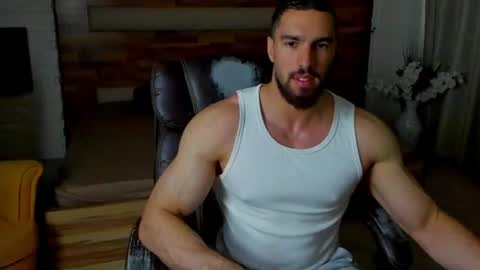 IvanHydee online show from June 11, 2026, 4:32 am