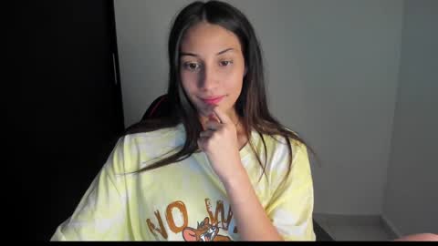 Snapshot of ivanna_essis chatting on January 5, 2025, 4:36 am ivanna_essis online show from January 5, 2025, 4:36 am