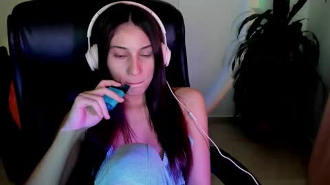 Snapshot of ivanna_essis chatting on October 11, 2025, 12:54 am ivanna_essis online show from October 11, 2025, 12:54 am