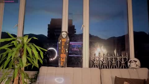 Snapshot of ivanna_west chatting on October 15, 2025, 10:26 am Ivanna West online show from October 15, 2025, 10:26 am