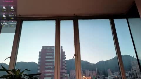 Snapshot of ivanna_west chatting on October 23, 2025, 10:47 am Ivanna West online show from October 23, 2025, 10:47 am