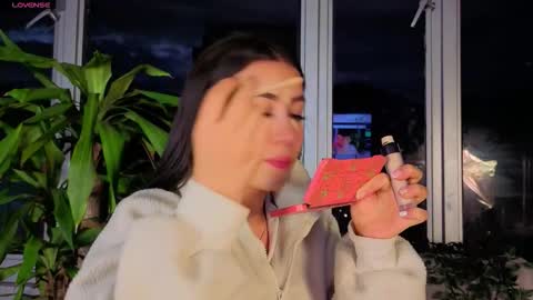 Snapshot of ivanna_west chatting on October 24, 2025, 10:22 am Ivanna West online show from October 24, 2025, 10:22 am