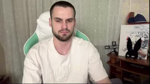 Snapshot of iveran_love1 chatting on November 1, 2025, 9:28 pm iveran online show from November 1, 2025, 9:28 pm