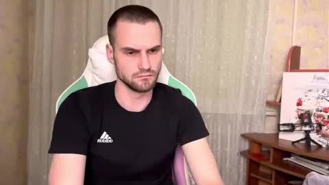 Snapshot of iveran_love1 chatting on December 14, 2025, 6:56 pm iveran online show from December 14, 2025, 6:56 pm