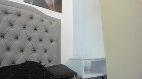 Snapshot of ivo_beischel chatting on September 12, 2025, 11:21 am Ivo Beischel online show from September 12, 2025, 11:21 am