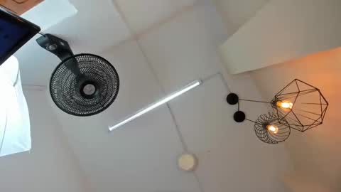 Snapshot of ivo_beischel chatting on September 20, 2025, 11:33 am Ivo Beischel online show from September 20, 2025, 11:33 am