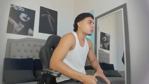 Snapshot of ivo_beischel chatting on October 15, 2025, 4:34 am Ivo Beischel online show from October 15, 2025, 4:34 am