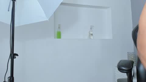 Snapshot of ivo_beischel chatting on October 24, 2025, 3:47 am Ivo Beischel online show from October 24, 2025, 3:47 am