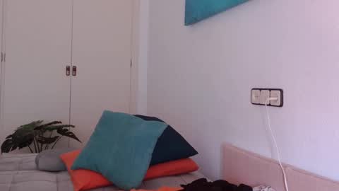 Ivonne online show from January 9, 2025, 8:45 am