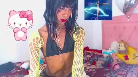 ivonneth online show from April 28, 2026, 4:39 am