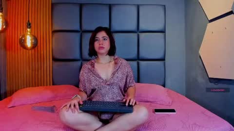 IVONNY online show from June 4, 2026, 1:44 am