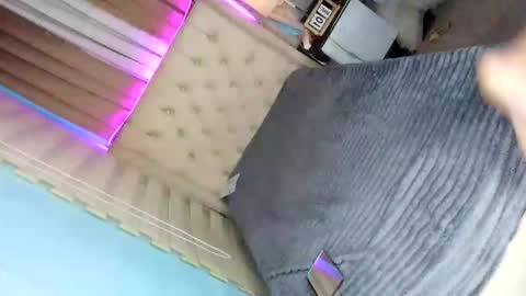 Snapshot of ivory_henderson chatting on April 25, 2026, 6:27 pm its my birthdayy online show from April 25, 2026, 6:27 pm