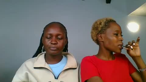 Snapshot of ivory_mae chatting on July 25, 2026, 10:40 pm ivory_mae online show from July 25, 2026, 10:40 pm