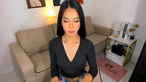kirstenelsie online show from January 3, 2025, 11:35 am