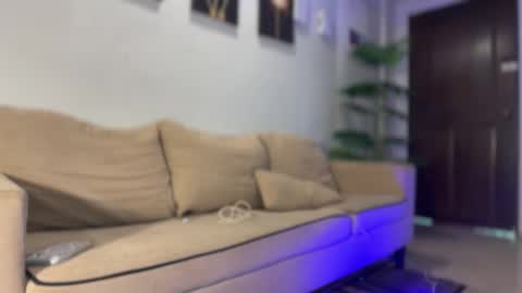 kirstenelsie online show from January 15, 2026, 12:59 am