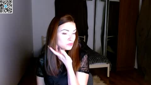 Snapshot of ivorymuse chatting on April 6, 2026, 7:26 pm Lana online show from April 6, 2026, 7:26 pm