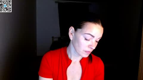 Snapshot of ivorymuse chatting on April 28, 2026, 8:14 pm Lana online show from April 28, 2026, 8:14 pm