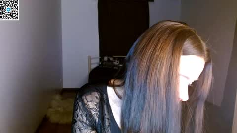Snapshot of ivorymuse chatting on April 30, 2026, 9:08 pm Lana online show from April 30, 2026, 9:08 pm