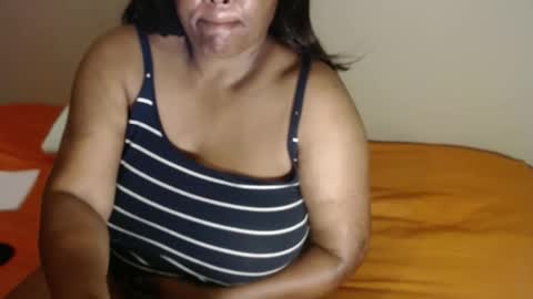 Snapshot of ivorytits48 chatting on September 24, 2025, 3:54 am IVORYTITS48 online show from September 24, 2025, 3:54 am