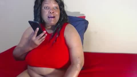 Snapshot of ivorytits48 chatting on April 15, 2026, 7:15 am IVORYTITS48 online show from April 15, 2026, 7:15 am