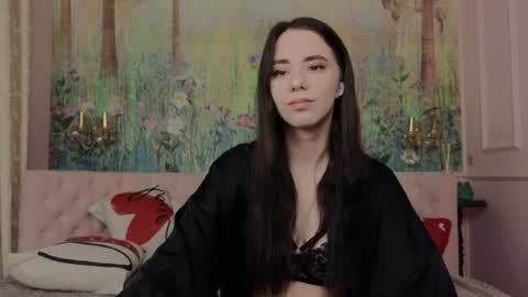 ivorywood_ online show from June 12, 2026, 8:08 pm