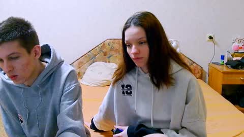 Ivy and Lester online show from February 26, 2025, 3:19 pm