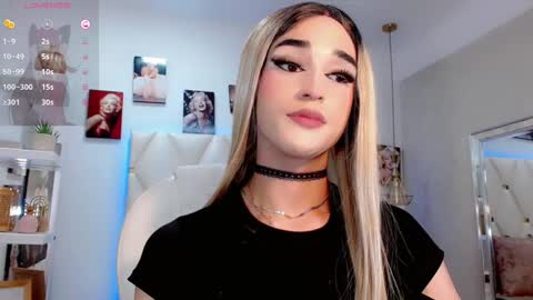 Snapshot of ivy_jane14 chatting on December 12, 2024, 2:22 pm IVY online show from December 12, 2024, 2:22 pm