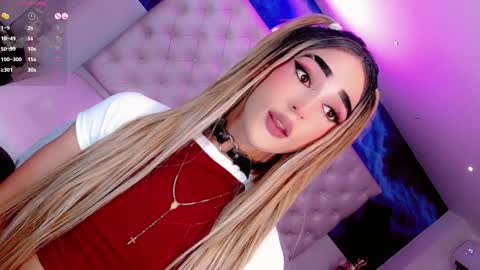 Snapshot of ivy_jane14 chatting on January 3, 2025, 11:44 pm IVY online show from January 3, 2025, 11:44 pm