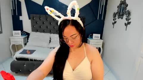 Ivy  online show from January 18, 2026, 1:48 pm