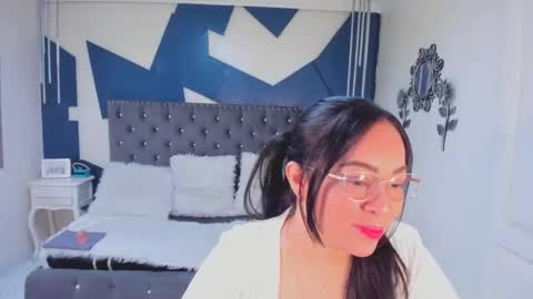 Ivy  online show from January 19, 2026, 12:20 pm