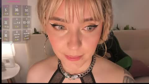 Snapshot of ivy_ragnar chatting on April 14, 2026, 11:11 pm Pamela online show from April 14, 2026, 11:11 pm