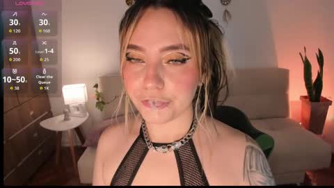 Snapshot of ivy_ragnar chatting on May 12, 2026, 10:40 pm Pamela online show from May 12, 2026, 10:40 pm