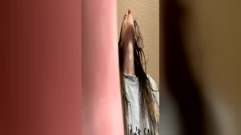 ivy_rose90 online show from June 6, 2026, 10:58 pm