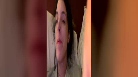 ivy_rose90 online show from June 8, 2026, 2:12 am