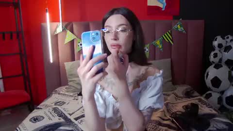 Ivy online show from June 28, 2026, 1:22 am