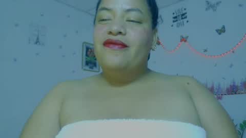 ivydesouza online show from June 8, 2026, 4:13 am