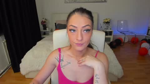 IvyFox online show from December 2, 2024, 1:02 pm